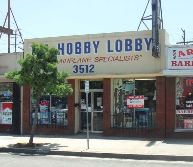 3512 W Victory Blvd, Burbank, CA for sale - Building Photo - Image 2 of 10