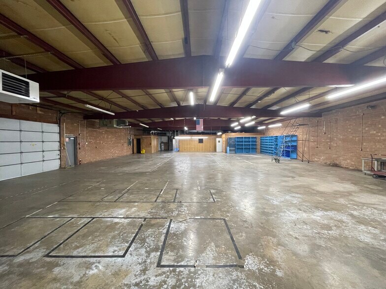 1701 Lomond St, Winston-Salem, NC à louer - Photo du bâtiment - Image 3 de 6