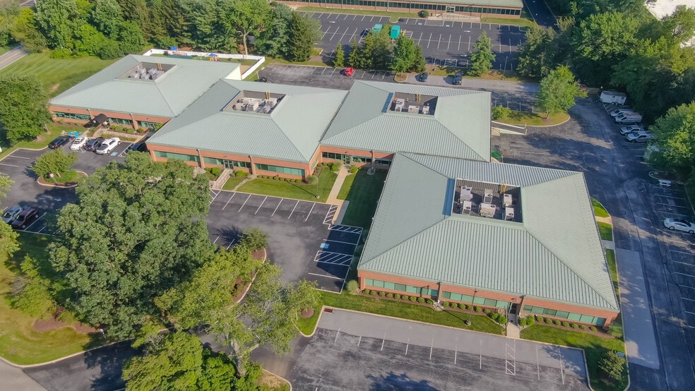 1220 Ward Ave, West Chester, PA for lease - Primary Photo - Image 2 of 26