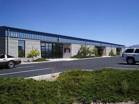 Short Term Storage Rental- Industrial Unit - Services immobiliers commerciaux