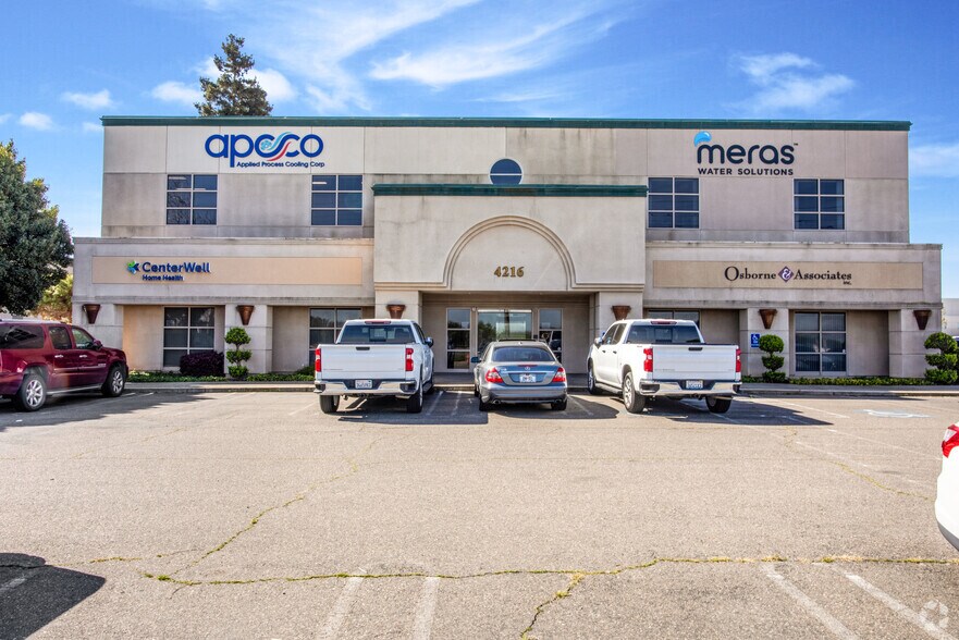 4216 Kiernan Ave, Modesto, CA for lease - Primary Photo - Image 1 of 4