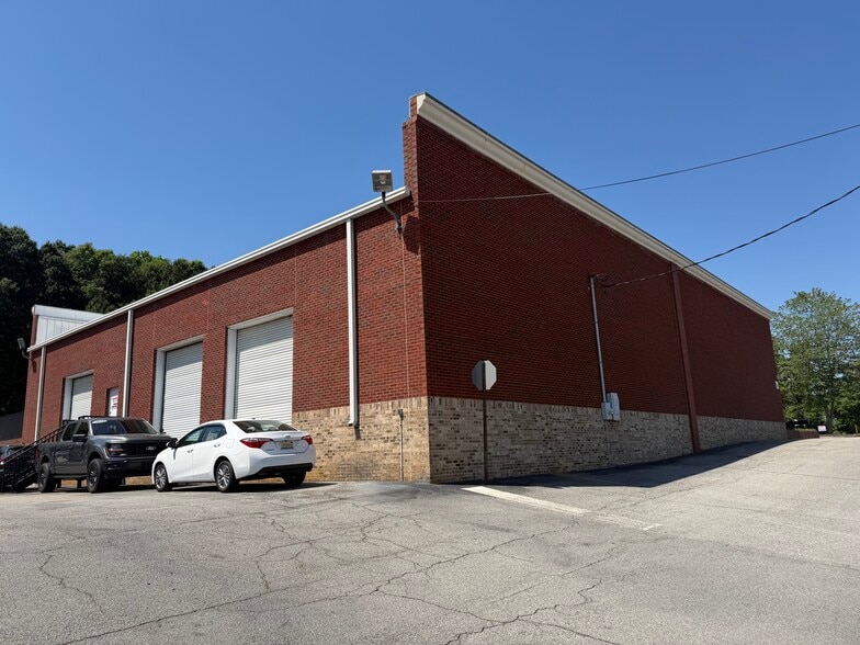 904 Atlanta Hwy, Buford, GA for sale - Building Photo - Image 2 of 13