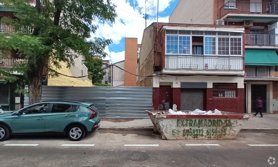 Calle de Calero Pita, 29, Madrid, Madrid à vendre - Photo du bâtiment - Image 2 de 6