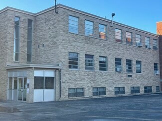 Plus de détails pour 912 N Oneida St, Appleton, WI - Bureau à louer