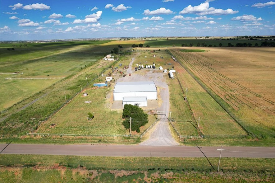 11566 N 1970 Rd, Elk City, OK à vendre - Photo principale - Image 1 de 7