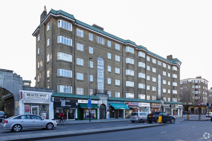 Streatham High Rd, London for lease - Primary Photo - Image 1 of 8