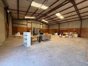 8780 S Anchor Ave, Orange Cove, CA for lease Interior Photo- Image 1 of 13