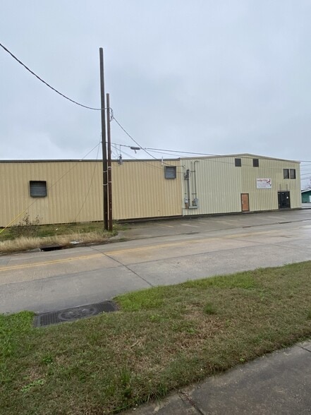 502 7th St, Lake Charles, LA for sale - Building Photo - Image 3 of 10