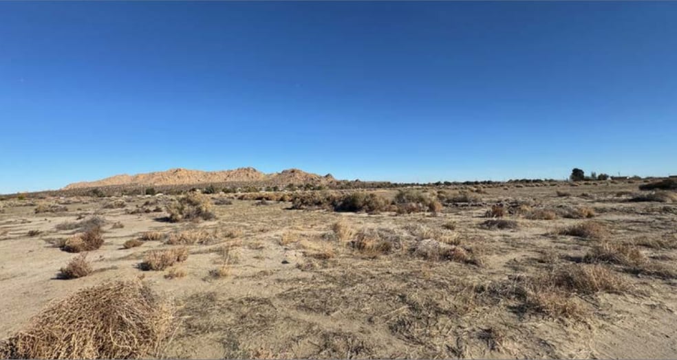 15125 E Palmdale Blvd, Palmdale, CA for sale - Building Photo - Image 2 of 3