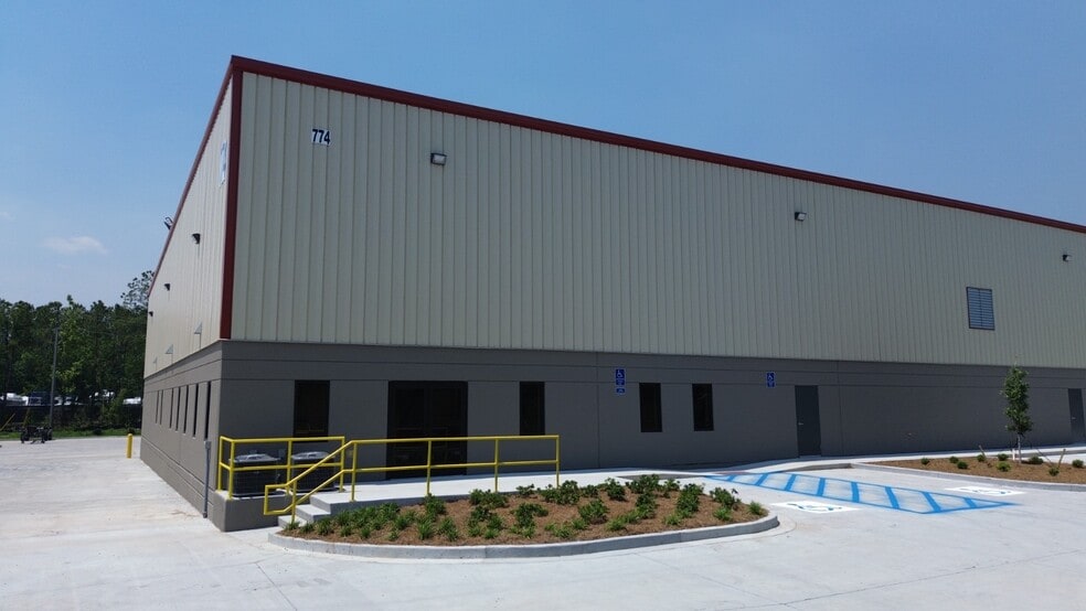 774 King George Blvd, Savannah, GA for lease - Building Photo - Image 2 of 19