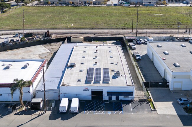 More details for 1160 Mercantile St, Oxnard, CA - Industrial for Sale