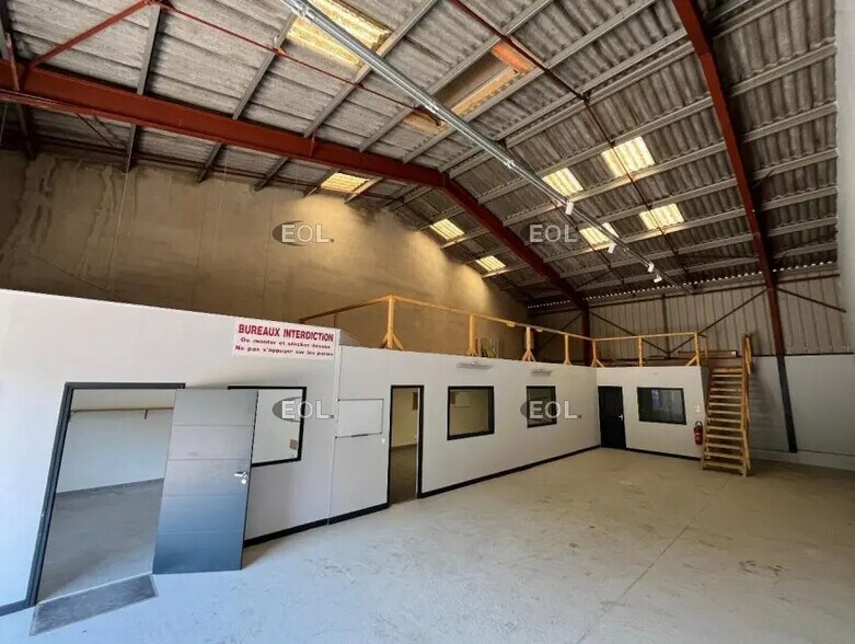 Flex dans Gémenos à louer - Photo intérieure - Image 2 de 4