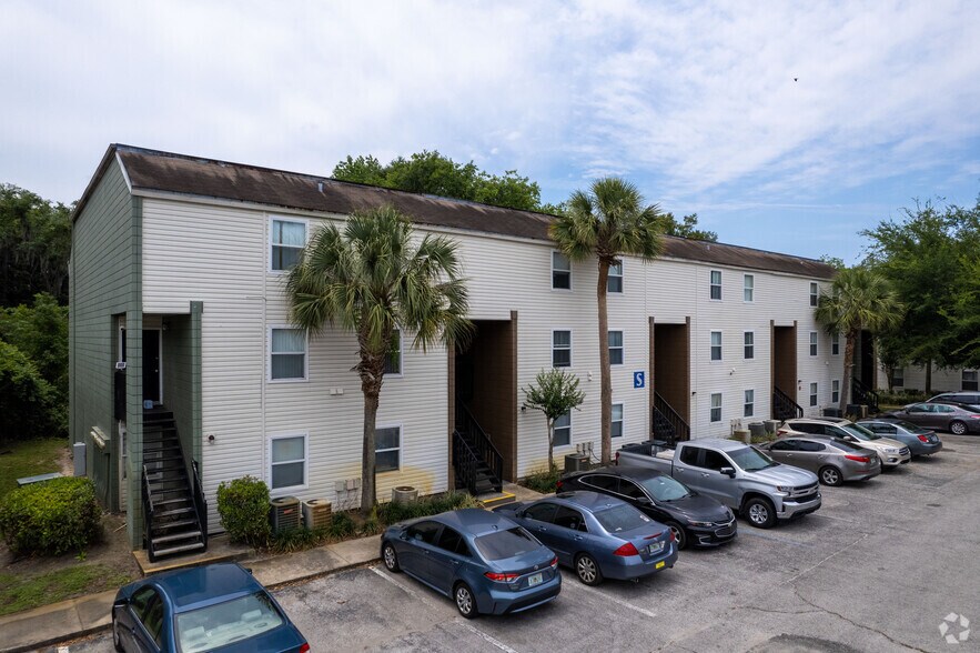 3301 SW 13th St, Gainesville, FL à vendre - Photo principale - Image 1 de 33