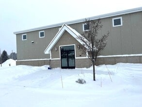 4975 E Traverse Hwy, Traverse City, MI for lease Interior Photo- Image 1 of 31