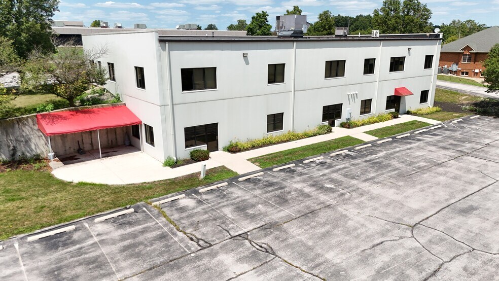 7619 W Jefferson Blvd, Fort Wayne, IN à vendre - Photo du bâtiment - Image 3 de 7