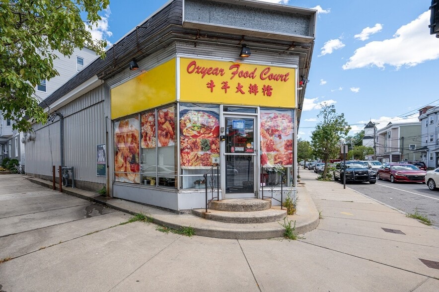 1 Lilley Ave, Lowell, MA for sale - Building Photo - Image 2 of 2