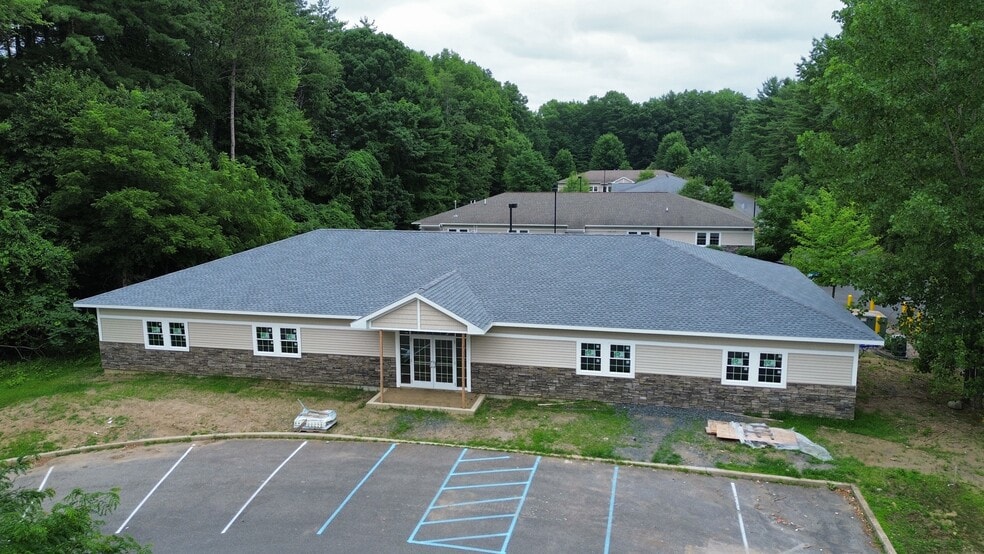 513 Moe Rd, Clifton Park, NY for lease - Building Photo - Image 2 of 7