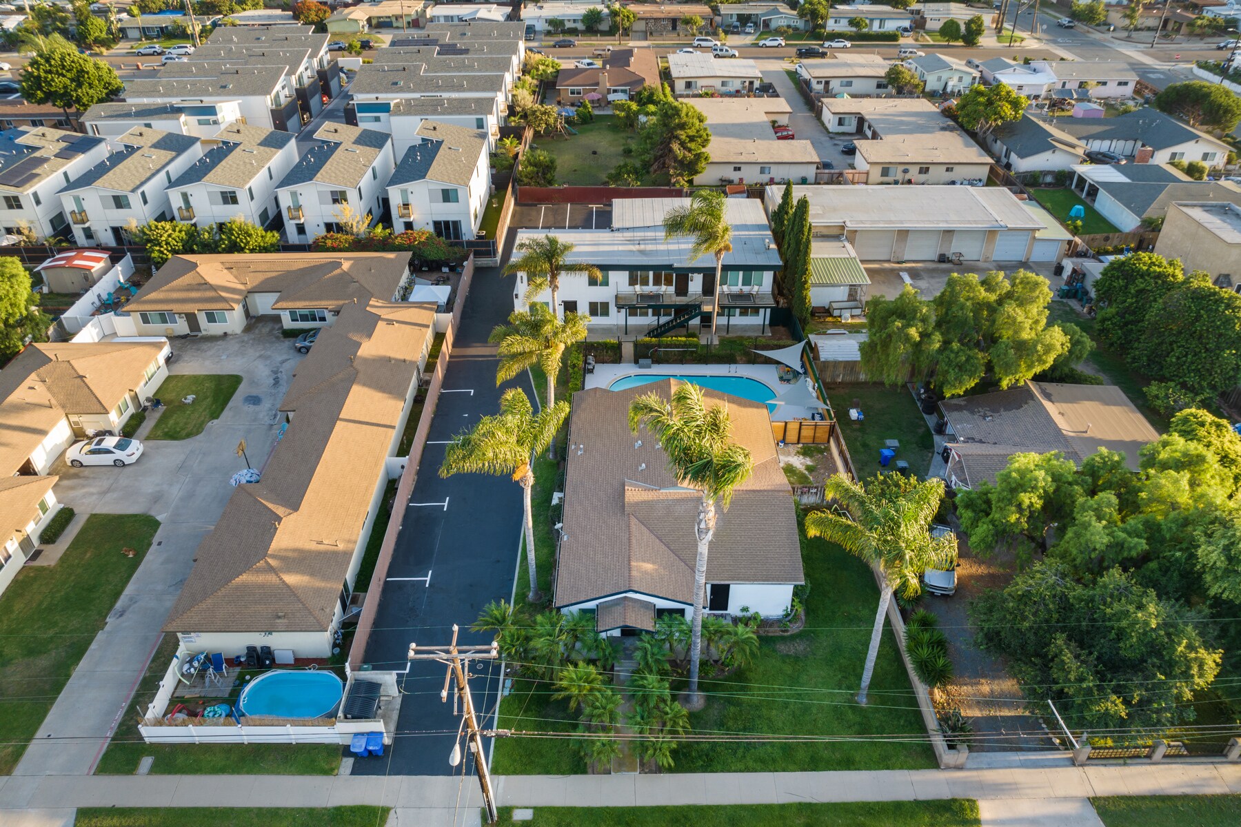 1147-1149 Grove Ave, Imperial Beach, CA à vendre Photo du bâtiment- Image 1 de 1