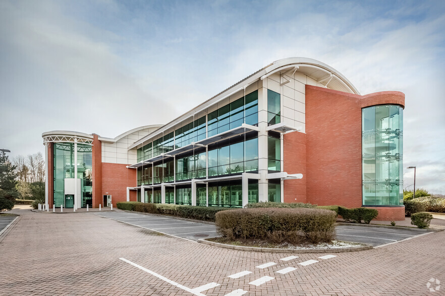 1200 Daresbury Park, Warrington for lease - Building Photo - Image 1 of 12