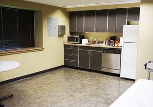 1504 Fryar Ave, Sumner, WA à vendre Photo intérieure- Image 2 de 3