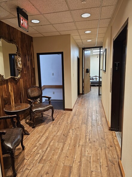 150 Industrial Ave, Azle, TX for lease - Interior Photo - Image 3 of 18