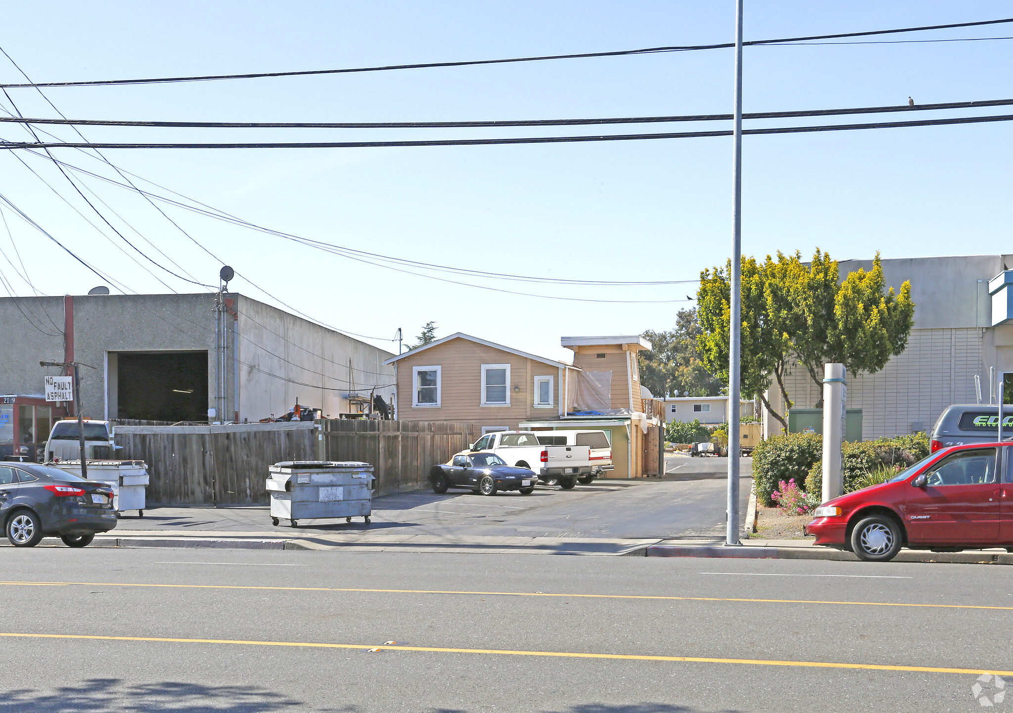 2211 Old Middlefield Way, Mountain View, CA à louer Photo du b timent- Image 1 de 4