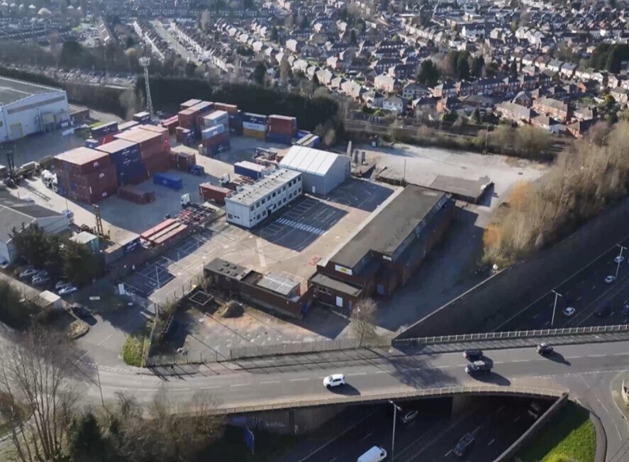 Cakemore Rd, Rowley Regis à louer Photo du bâtiment- Image 1 de 3