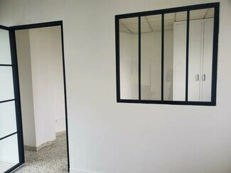 Plus de détails pour 33 Rue Barthélémy Thimonnier, Tassin-la-Demi-Lune - Bureau à louer