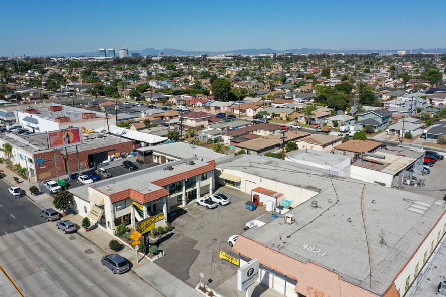 4825 W Rosecrans Ave, Hawthorne, CA à louer - Photo du bâtiment - Image 3 de 5