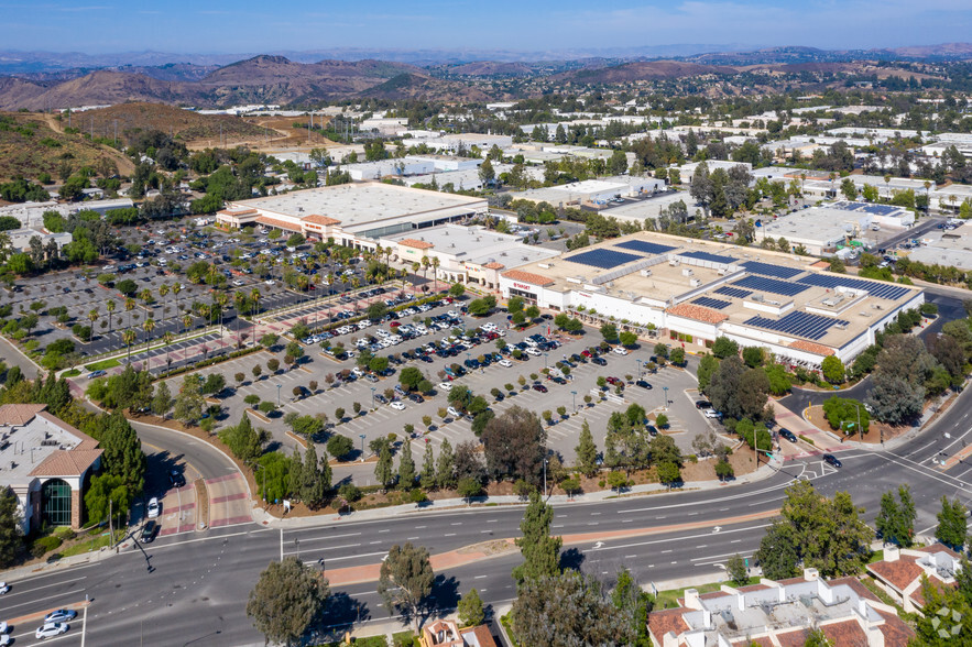 2745 Teller Rd, Newbury Park, CA for sale - Primary Photo - Image 1 of 1