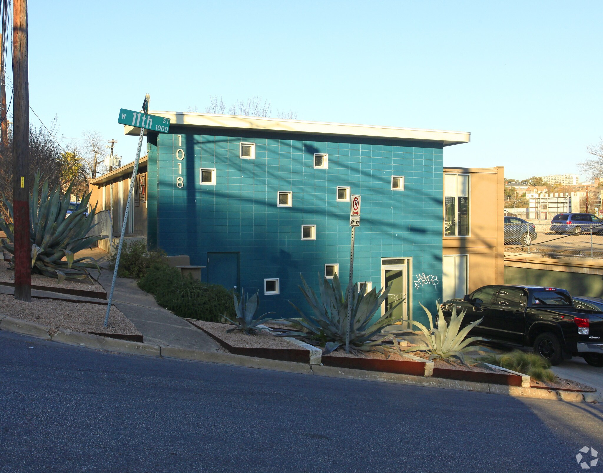 1018 W 11th St, Austin, TX for lease Building Photo- Image 1 of 13