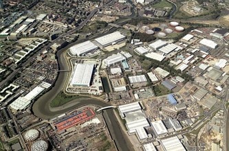 6 South Cres, London, LND - AERIAL map view