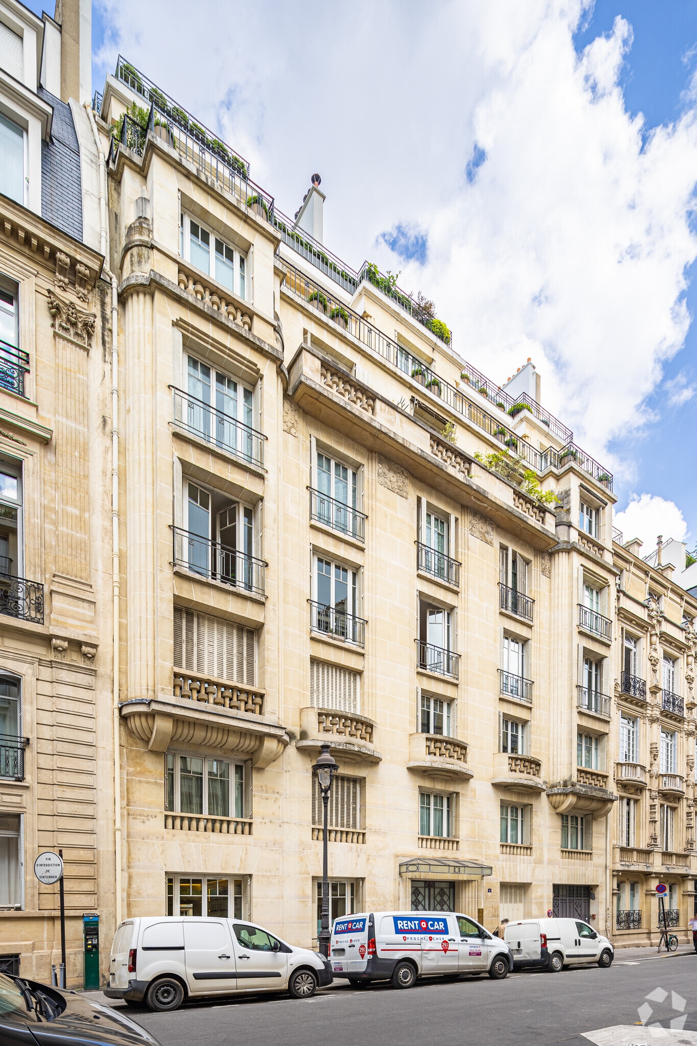 6 Rue Jean Goujon, Paris for lease Primary Photo- Image 1 of 2