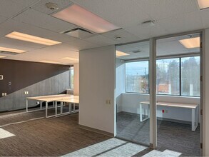 4370 Dominion St, Burnaby, BC for lease Interior Photo- Image 1 of 5