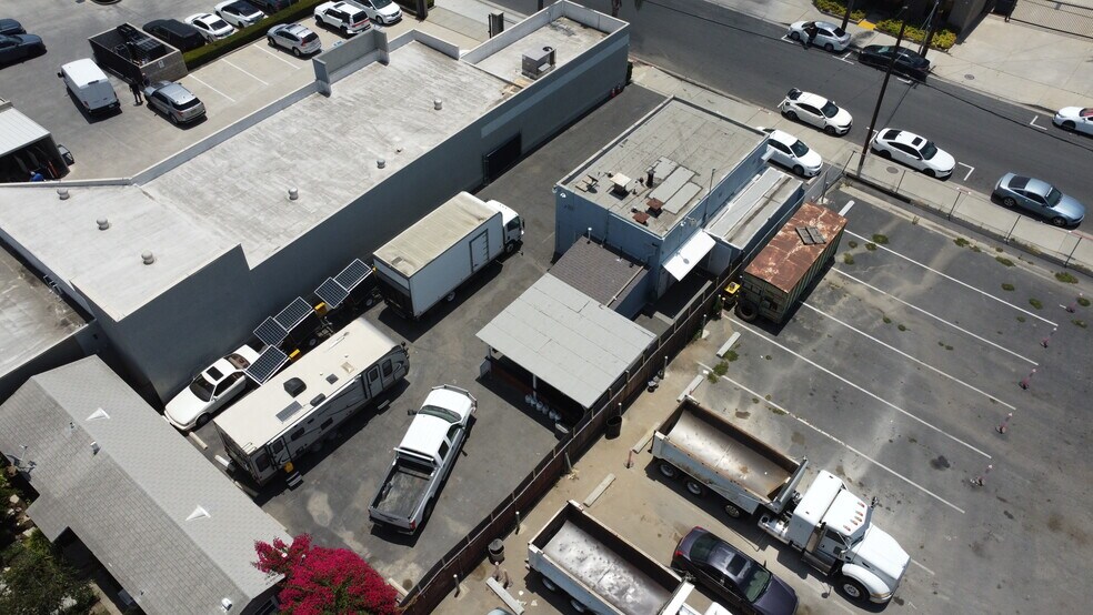 10043 Artesia Pl, Bellflower, CA à vendre - Photo principale - Image 1 de 1