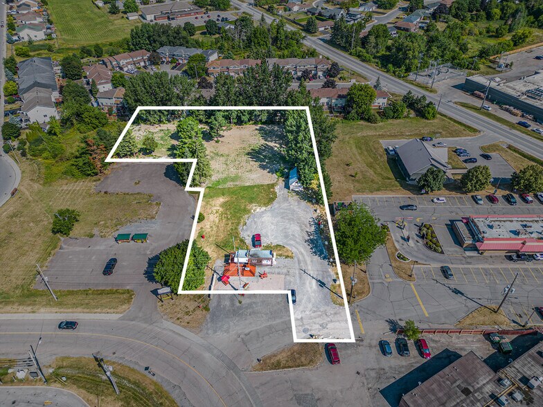 31 Staye Court Dr, Arnprior, ON à vendre - Photo du bâtiment - Image 2 de 12