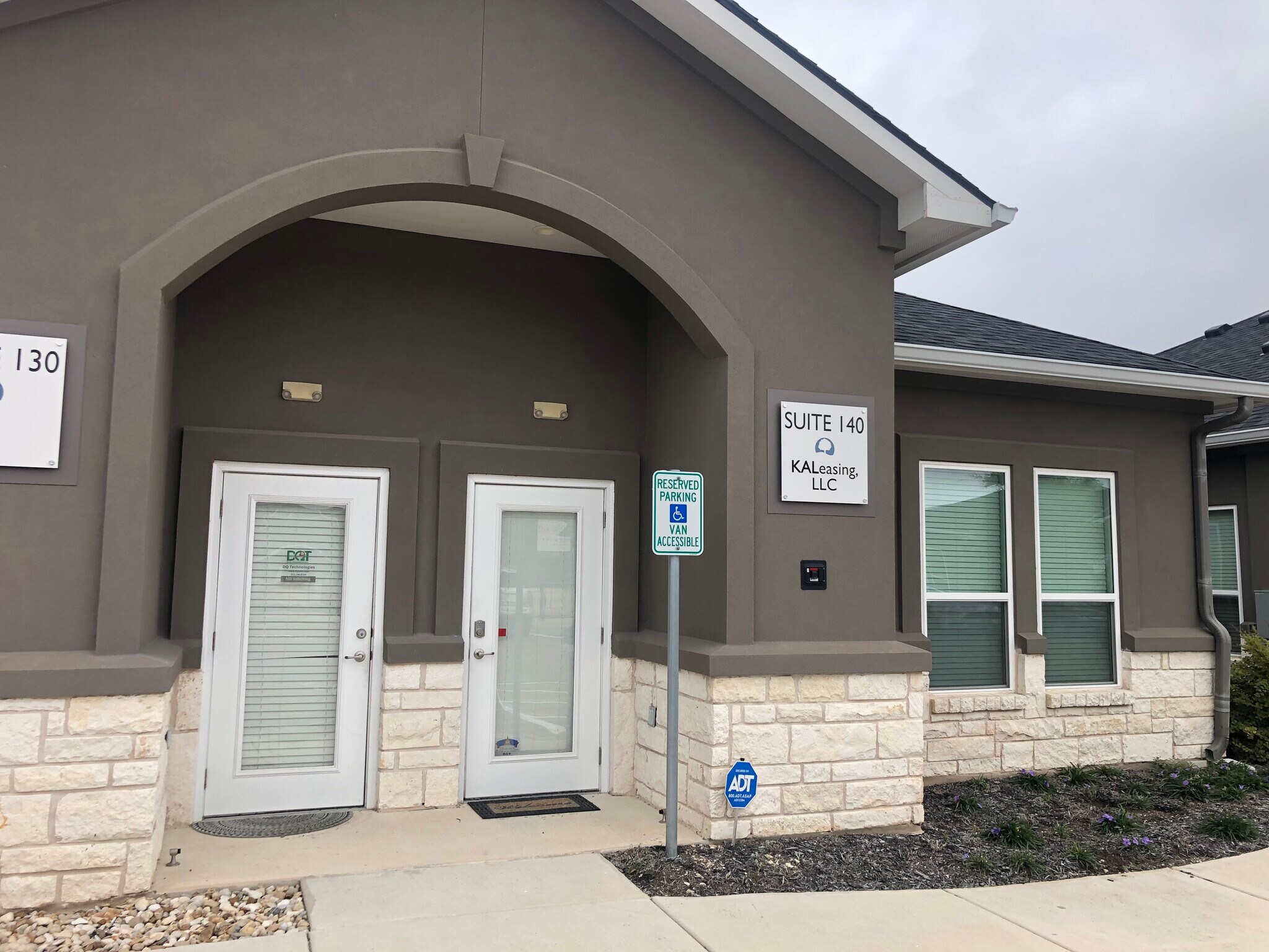 660 S Bagdad Rd, Leander, TX à vendre Photo du bâtiment- Image 1 de 24