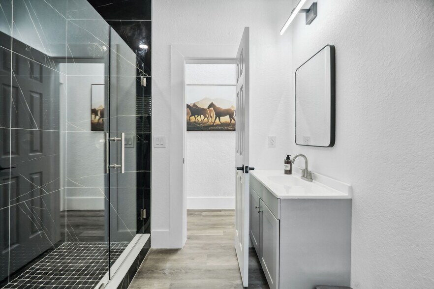 806 E Chelsea St, Tampa, FL à vendre - Photo du bâtiment - Image 3 de 22