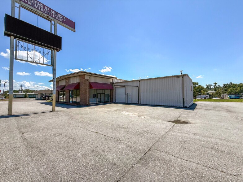 2058 Gordon Hwy, Augusta, GA à louer - Photo du bâtiment - Image 1 de 2