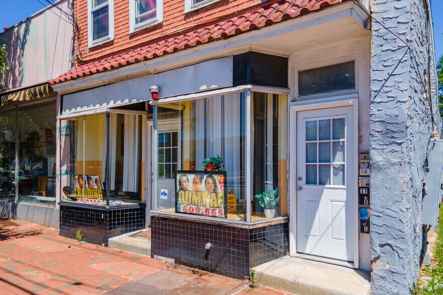 37 E Broad St, Burlington, NJ à vendre - Photo du bâtiment - Image 3 de 5