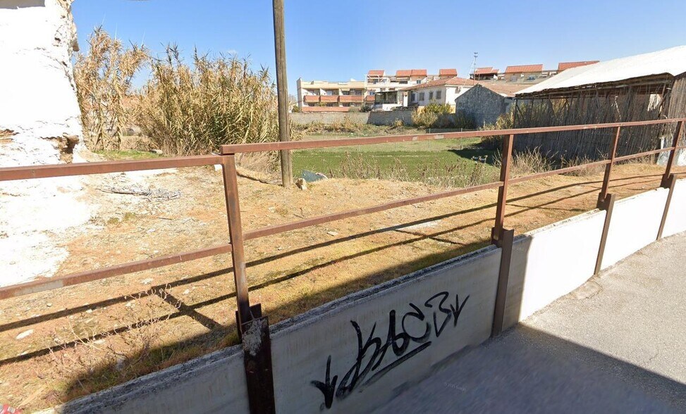Calle del Retiro, 9, Vegas del Genil, Granada à vendre - Photo du bâtiment - Image 3 de 6