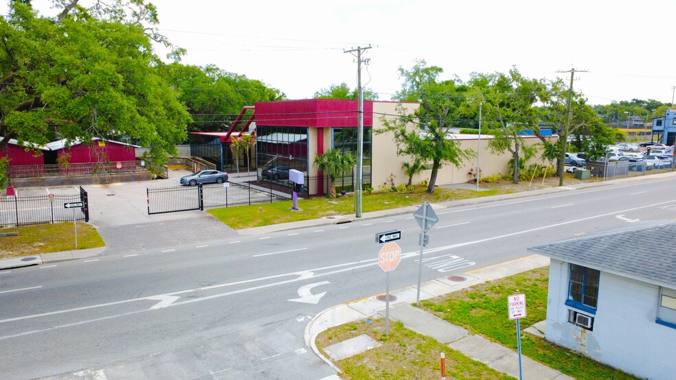 4817 N Florida Ave, Tampa, FL à vendre - Photo du bâtiment - Image 2 de 12
