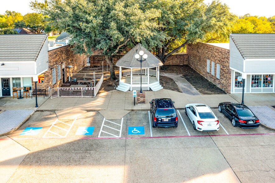 1001-1005 Cheek Sparger Rd, Colleyville, TX for sale - Building Photo - Image 2 of 10