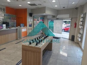 Retail in Cáceres, Cáceres for lease Interior Photo- Image 2 of 5