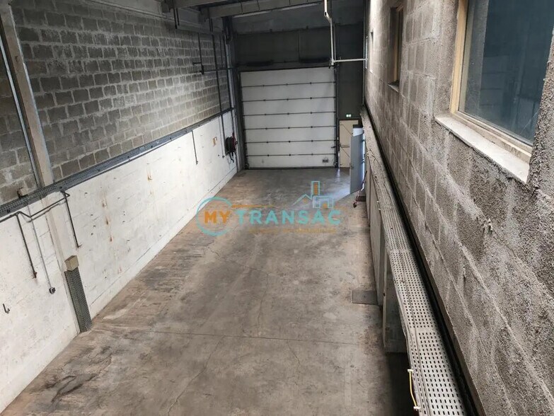 Industriel dans Valenton à louer - Photo intérieure - Image 2 de 9