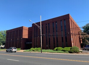 100 Morris Ave, Springfield, NJ for lease Interior Photo- Image 1 of 7