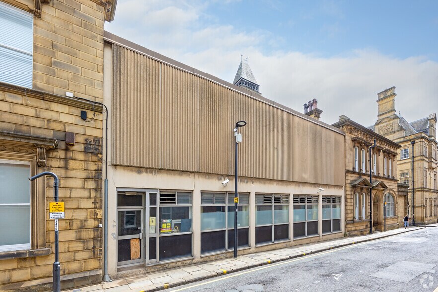 28 King St, Wakefield à louer - Photo du bâtiment - Image 2 de 2