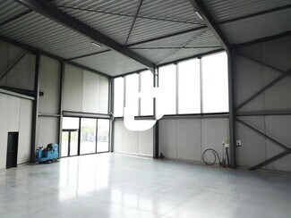 Plus de détails pour 2 Rue Pierre-Antoine Delahousse, Roncq - Bureau, Local d'activités à louer