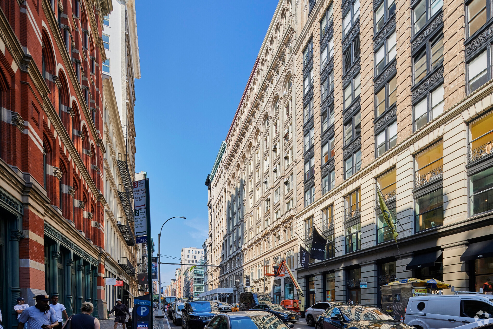584-590 Broadway, New York, NY for lease Building Photo- Image 1 of 2