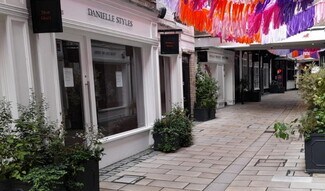Plus de détails pour 10-11 Red Lion Yard, Colchester - Commerce de détail à louer